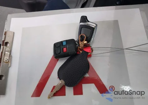 2010 Ford Focus Ses z USA, uszkodzony, nr VIN 1FAHP3GN9AW236829